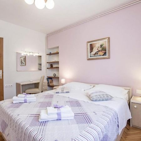 Holiday Home Villa Spilla Selca  Eksteriør bilde