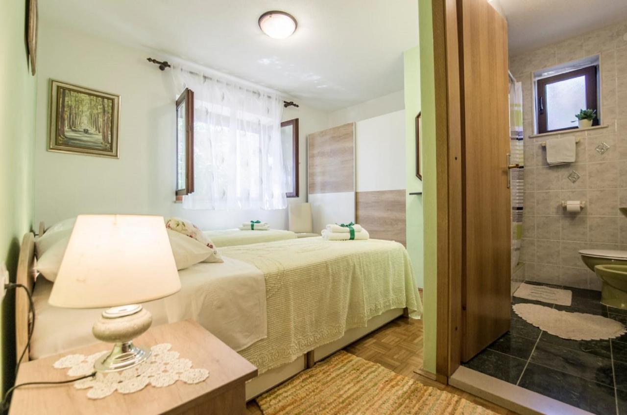 Holiday Home Villa Spilla Selca  Eksteriør bilde
